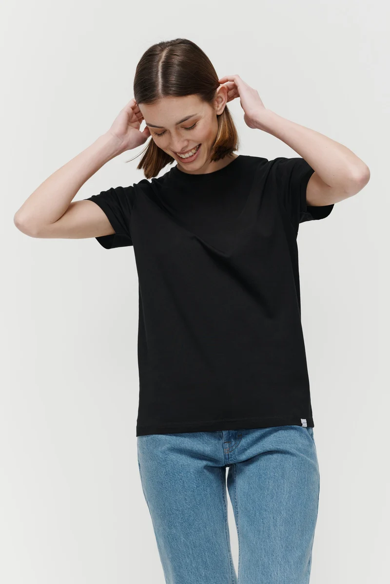 The Unisex T-Shirt - Black