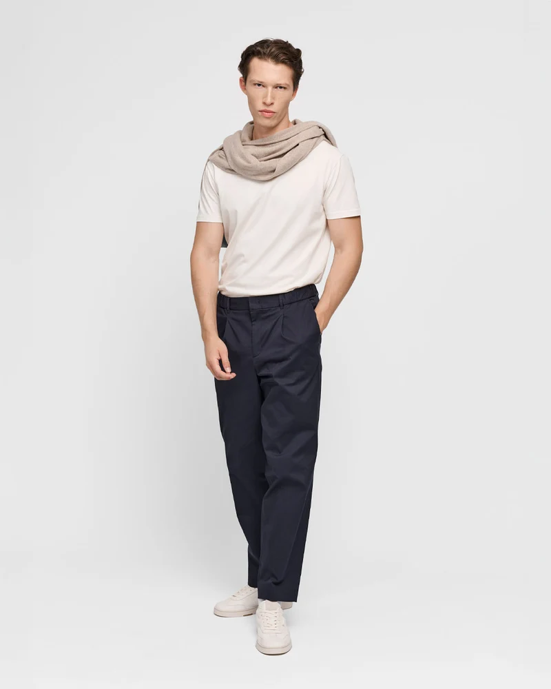 The Relaxed Chino - Navy