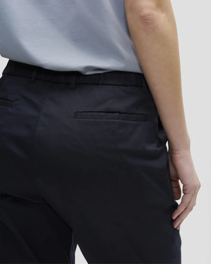 The Relaxed Unisex Chino - Navy