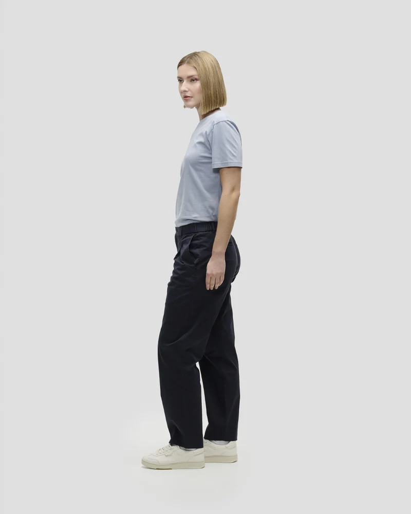 The Relaxed Unisex Chino - Navy