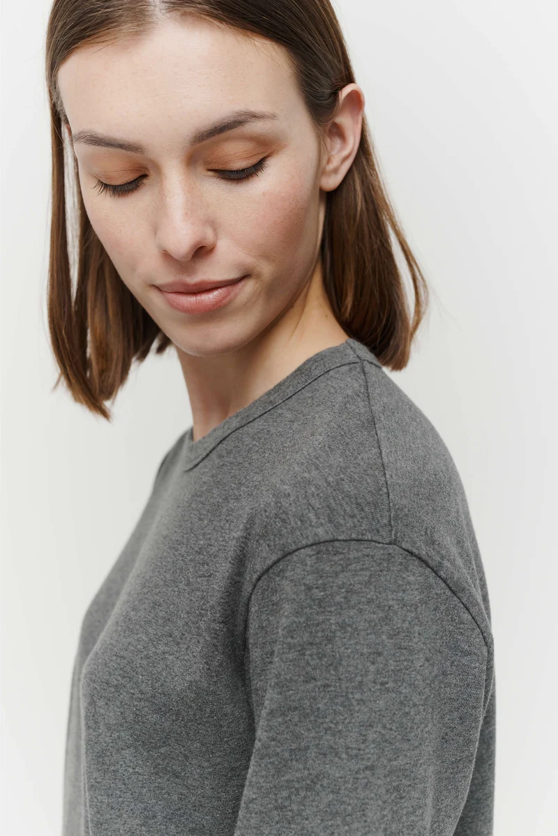 The Unisex Longsleeve T-Shirt - Dark Grey Melange