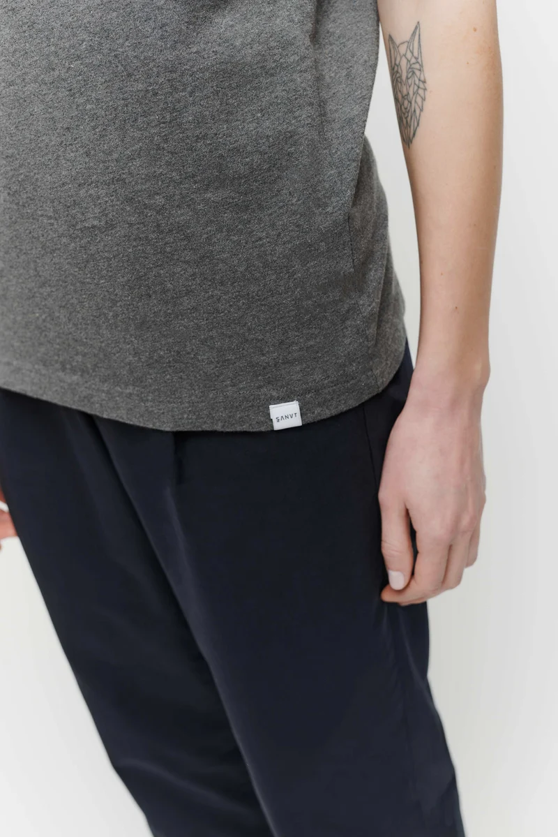 The Heavyweight Unisex T-Shirt - Dark Grey Melange