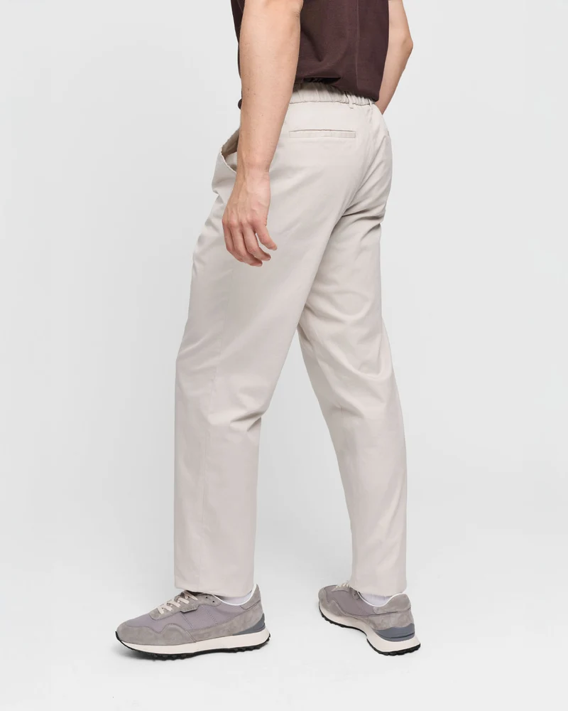 The Relaxed Chino - Ivory