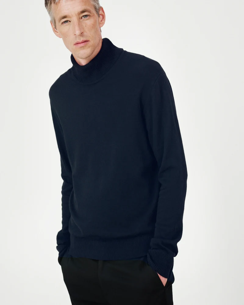 The Merino Roll Neck - Navy