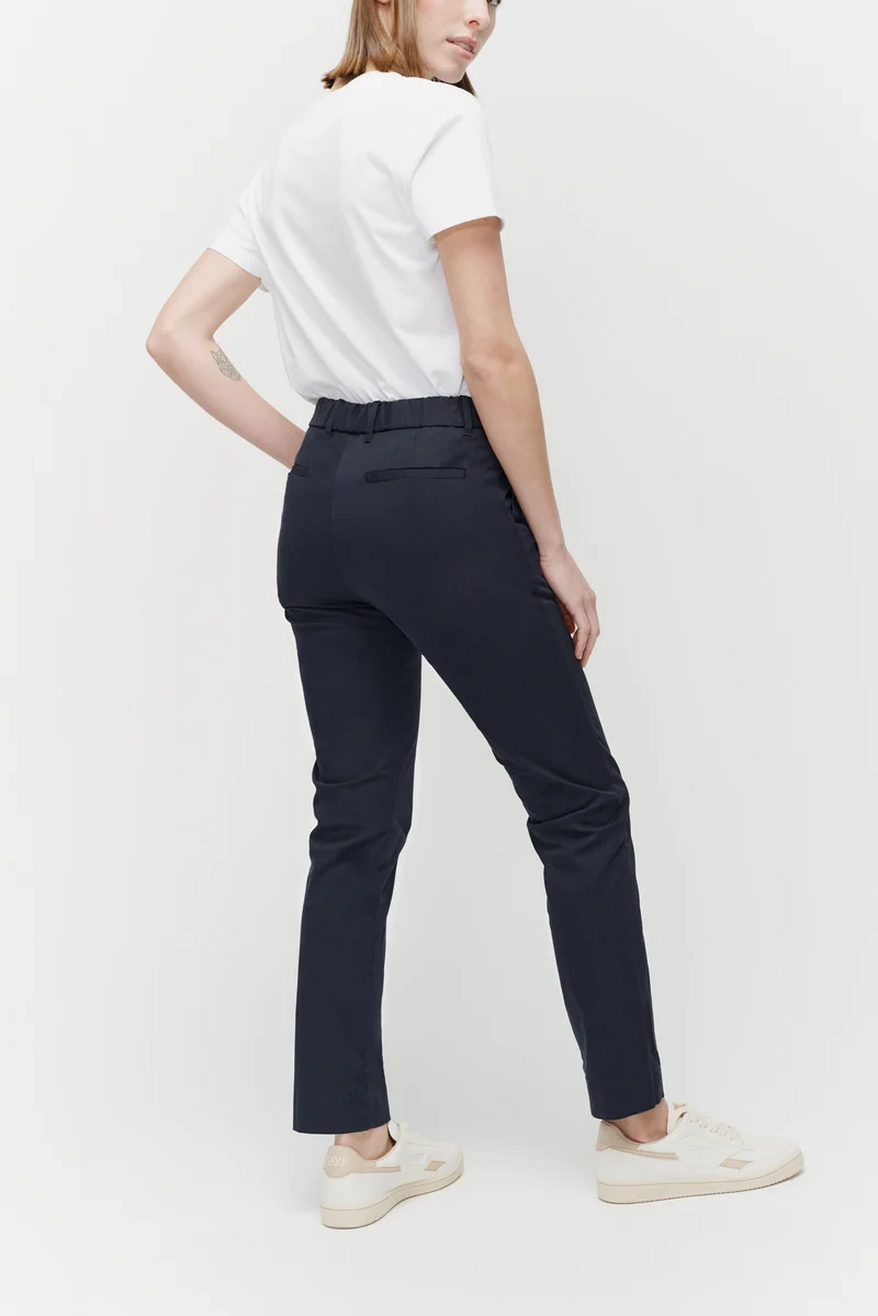 The Unisex Chino - Navy