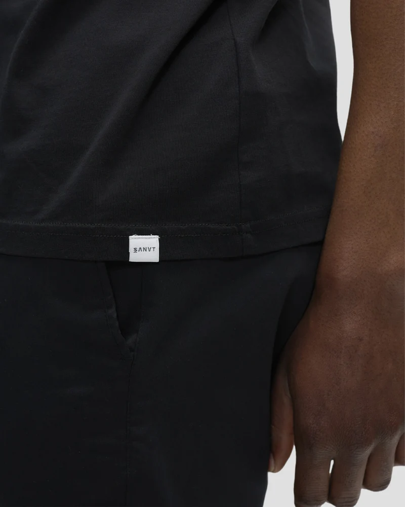 The V-Neck T-Shirt - Black