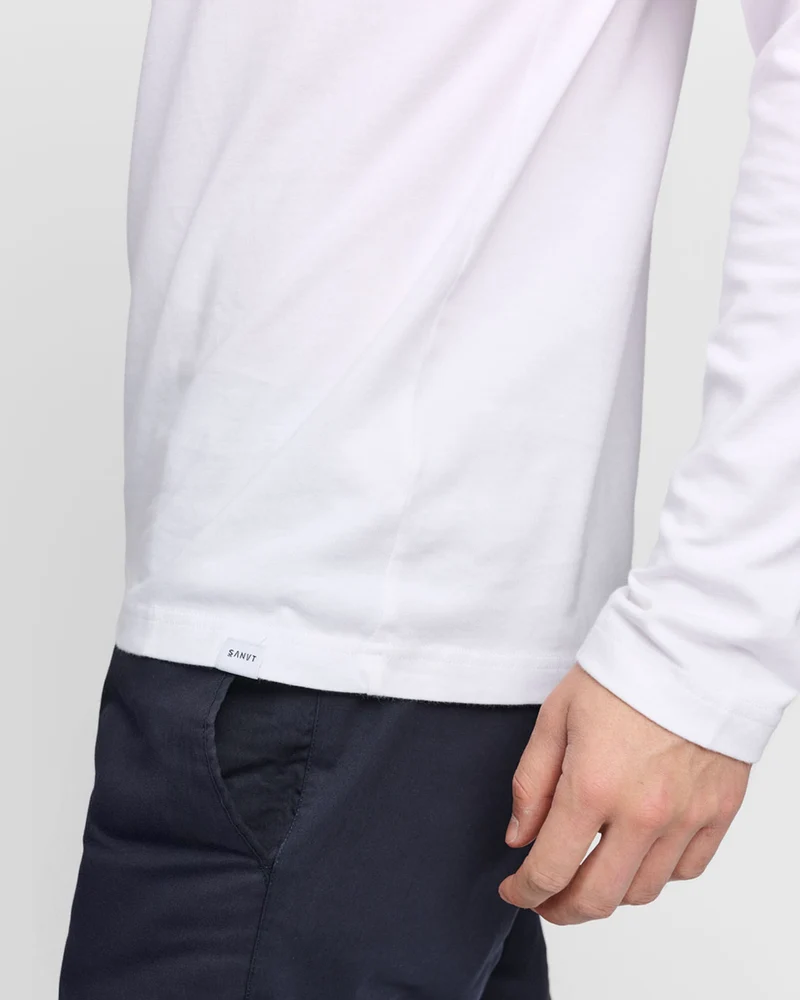 The Longsleeve T-Shirt - White