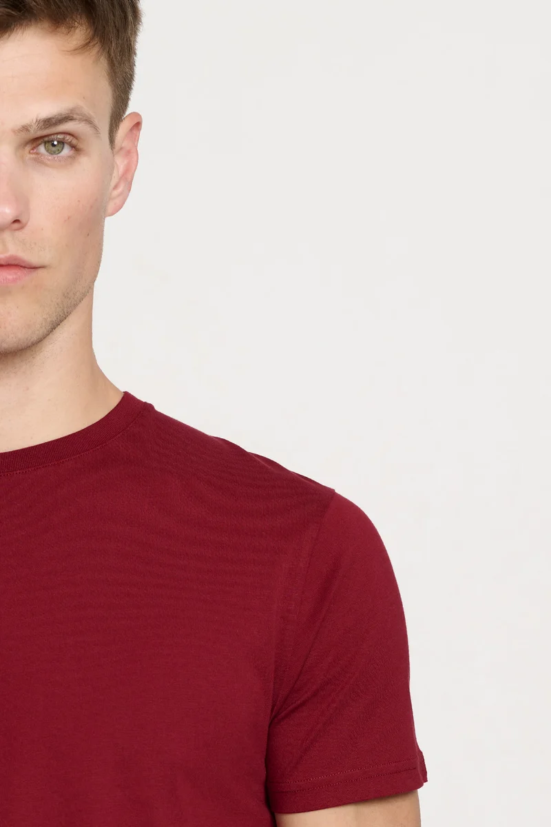 The Perfect T-Shirt - Dark Red