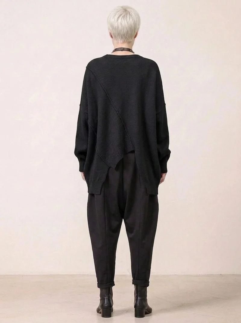 Black pullover
