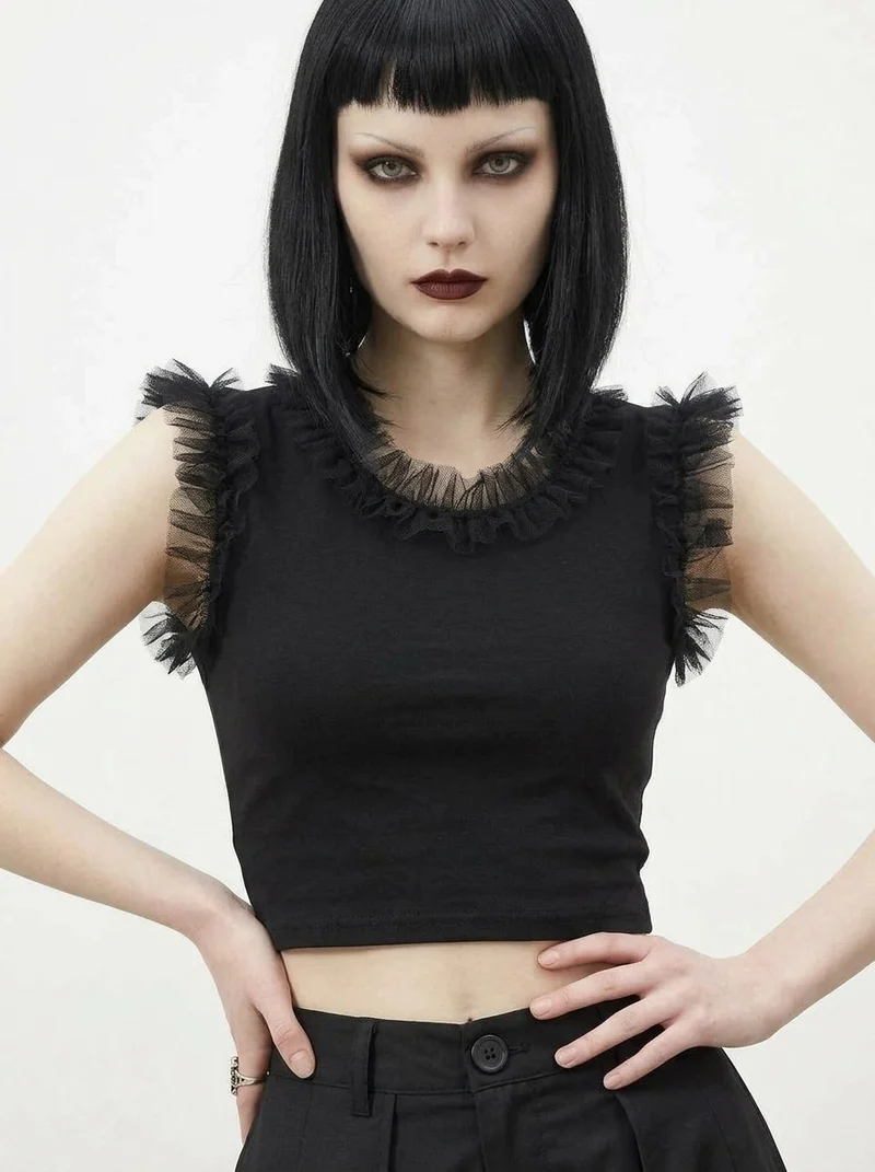 Ruffle Edge Crop Top – Casual Minimal Goth