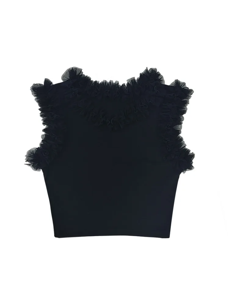 Ruffle Edge Crop Top – Casual Minimal Goth