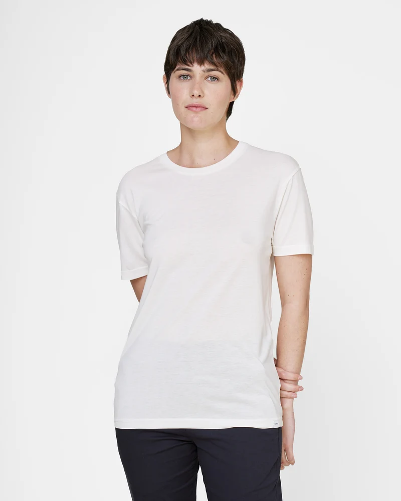 The Unisex Lightweight T-Shirt - Off White