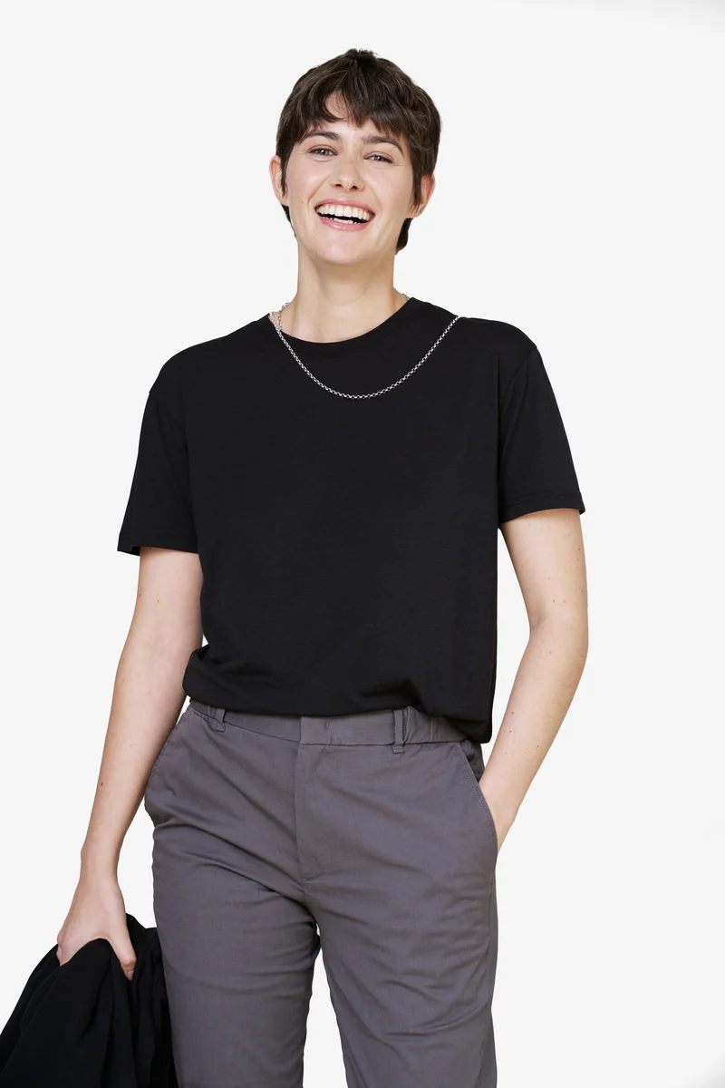 The Unisex Lightweight T-Shirt - Black
