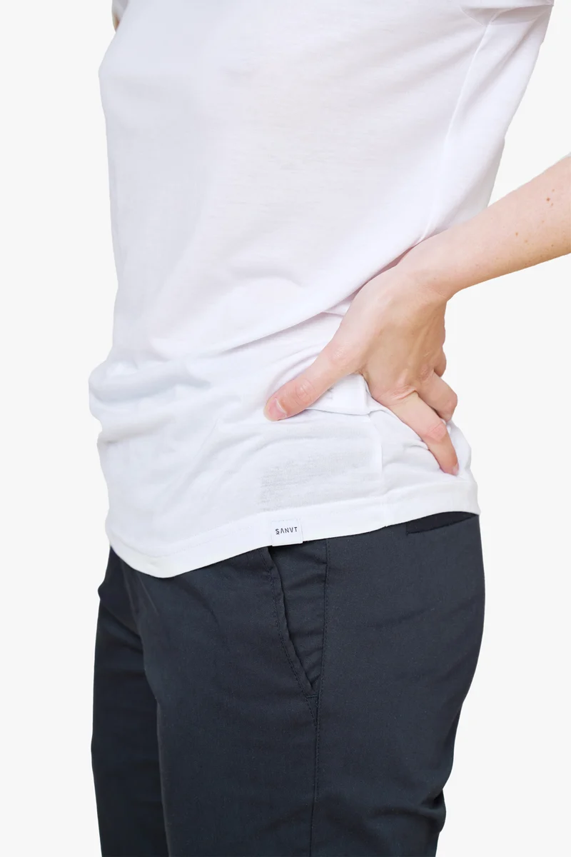 The Unisex Lightweight T-Shirt - White