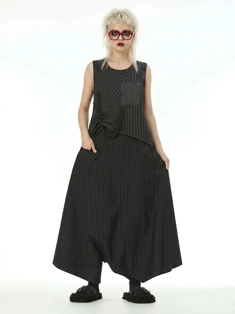 Deep Harem Capri Trousers – Pinstripe