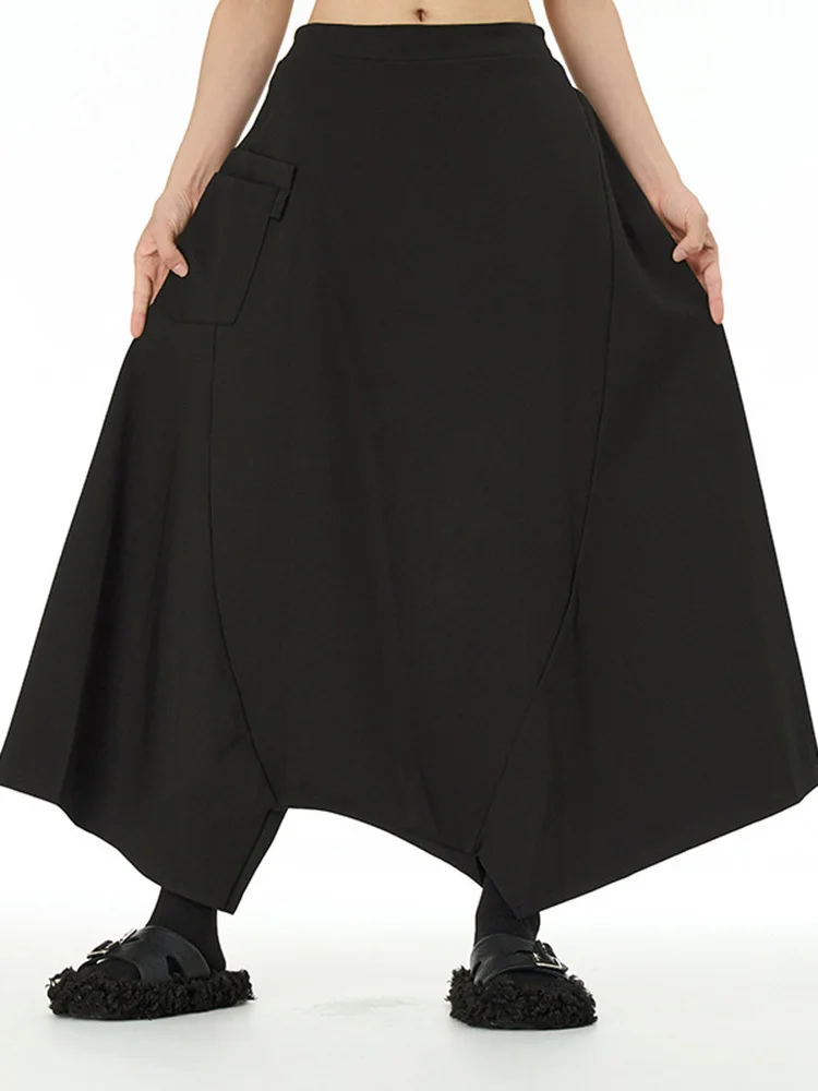 Deep Harem Capri Trousers – Black