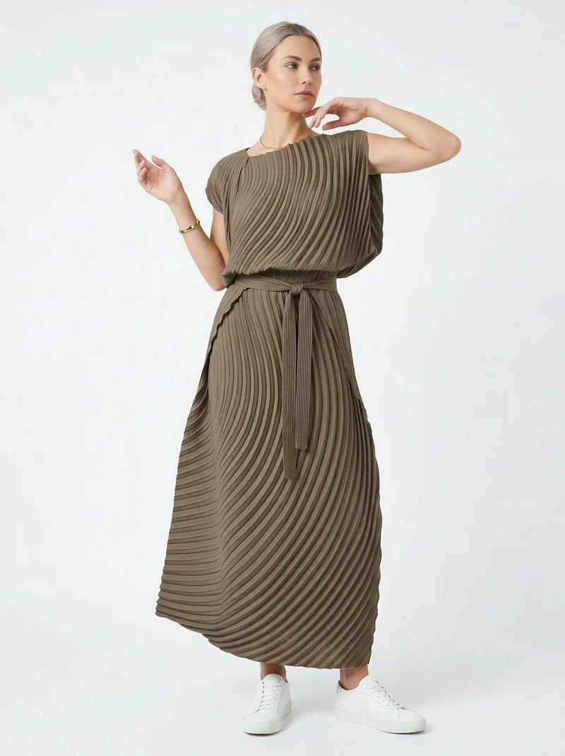 Pleated Minimal Two-Piece Set