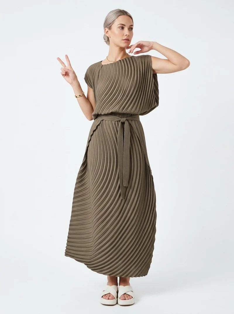 Pleated Minimal Two-Piece Set