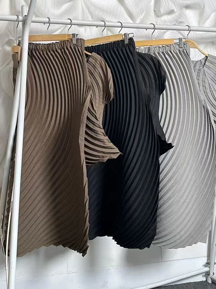 Pleated Minimal Two-Piece Set
