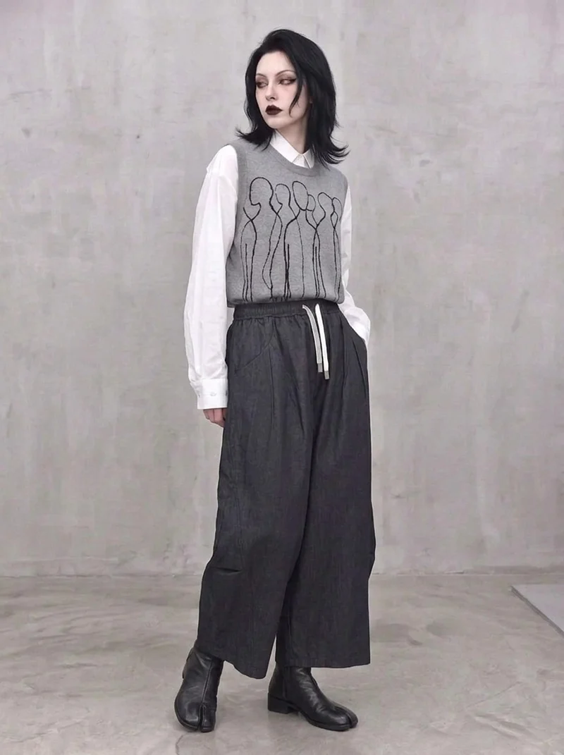 Grey Sculpted Wide-Leg Trousers | Relaxed Minimalist Balloon Pants