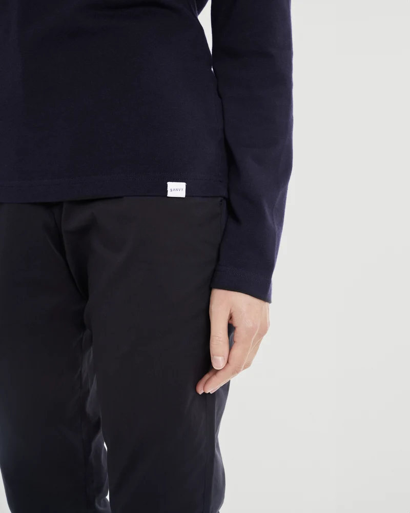 The Unisex Longsleeve T-Shirt - Dark Navy