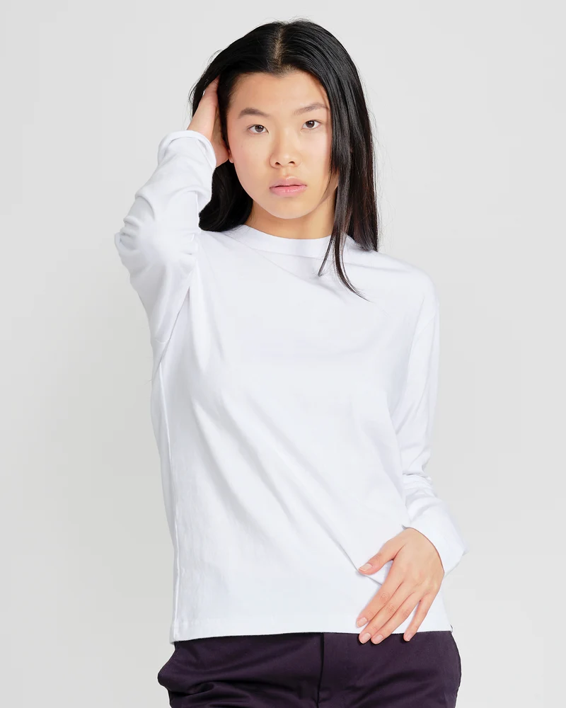 The Unisex Longsleeve T-Shirt - White