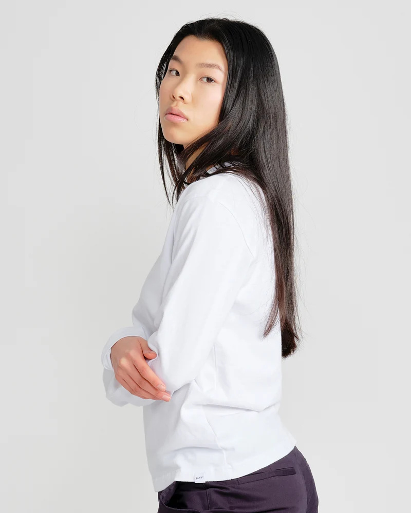 The Unisex Longsleeve T-Shirt - White