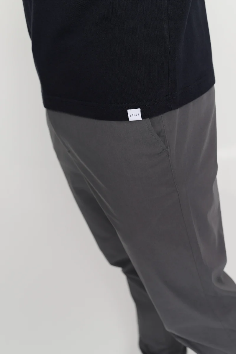 The Longsleeve T-Shirt - Dark Navy