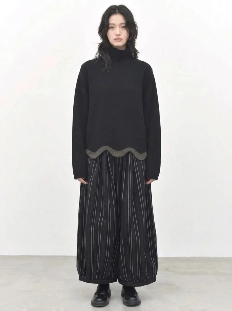 Black Striped Balloon Trousers