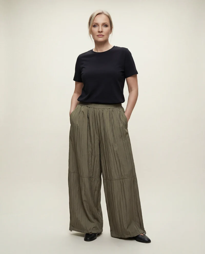Textured Wide-Leg Trousers