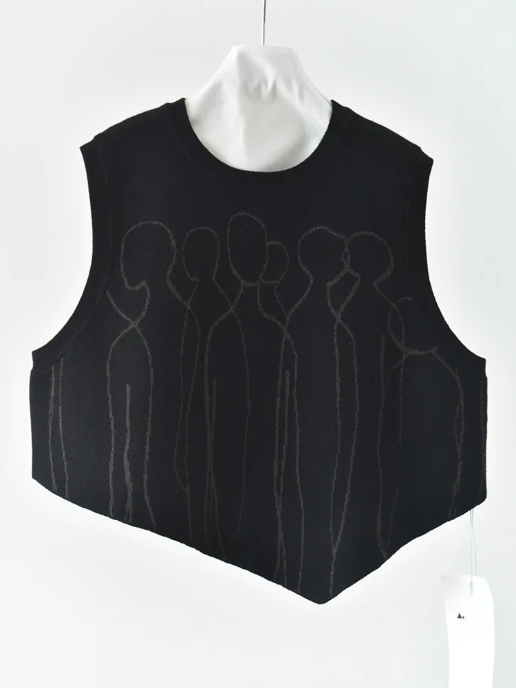 Tonal Figure Knitted Vest – Asymmetric Minimal Goth Sleeveless Knit in Black