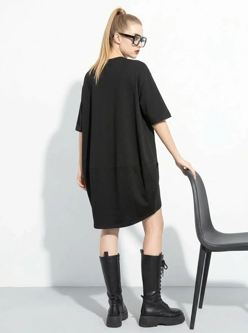 Simple Moderne Black Sculptural Flower Dress – Minimal Goth Oversized Statement Tunic