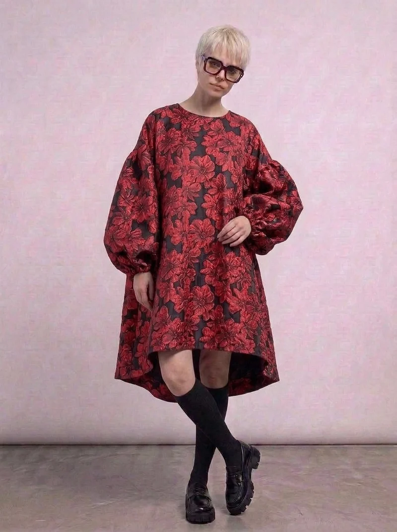 Red Floral Lantern Sleeve Asymmetrical Winter Dress – High-Low Pullover Style
