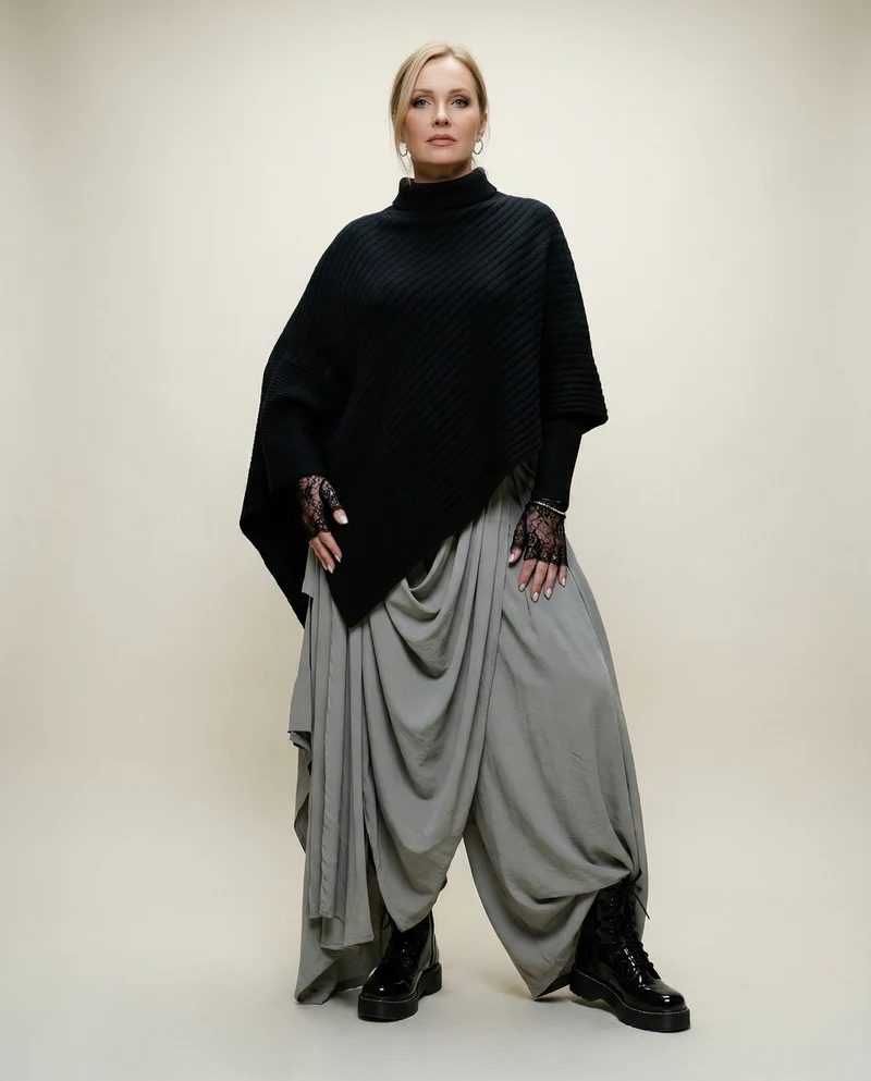 Draped Layered Wide-Leg Trousers – Soft Lightweight Fabric in Mist Grey & Black