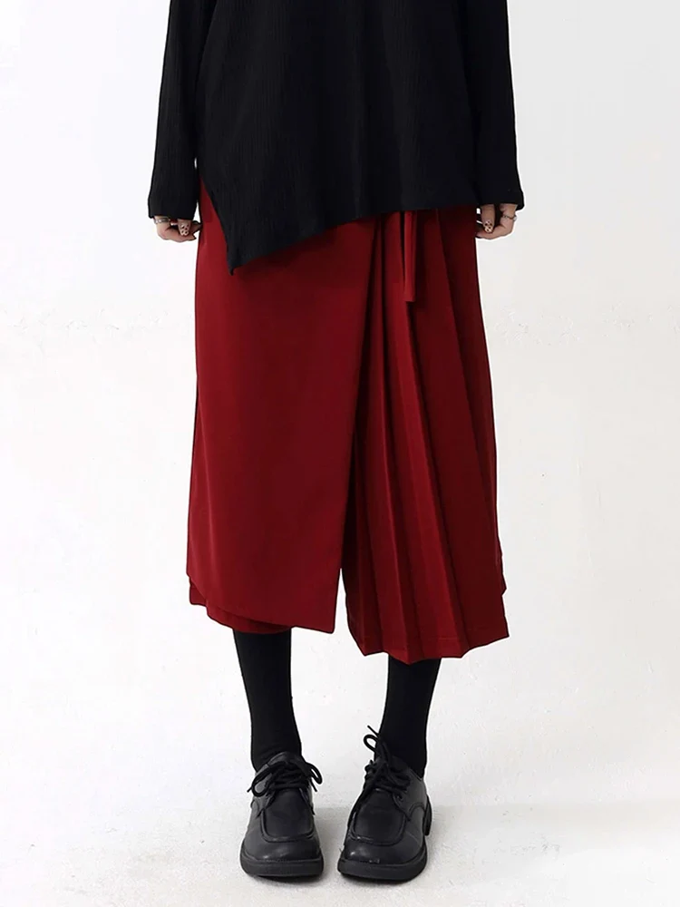 Asymmetrical Overlay Pleated Trousers – Red
