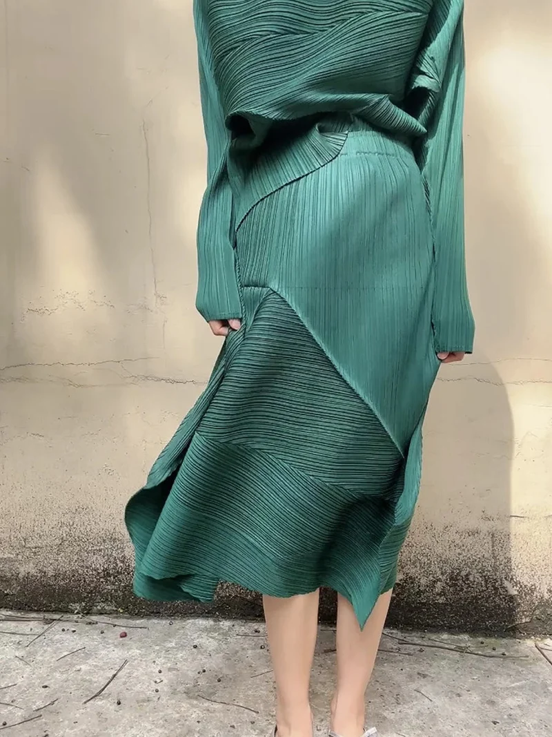 Pleated Design Green Skirt
