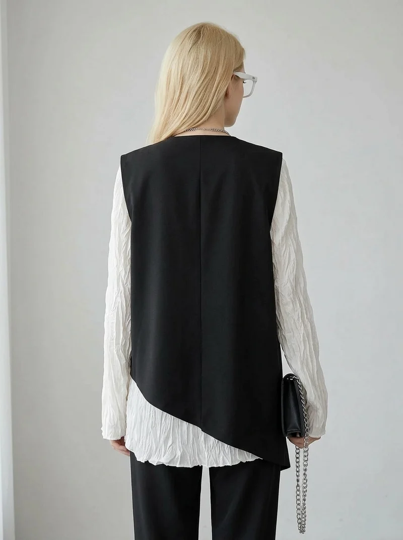 Asymmetrical Scribble Vest – Structured Contrast Layer