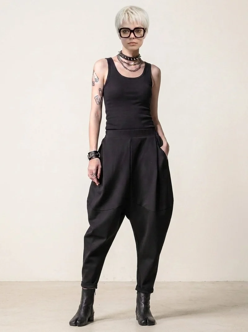 Street Style Black Harem Trousers with Relaxed Fit and Modern Edge