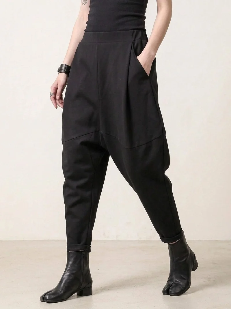 Street Style Black Harem Trousers with Relaxed Fit and Modern Edge