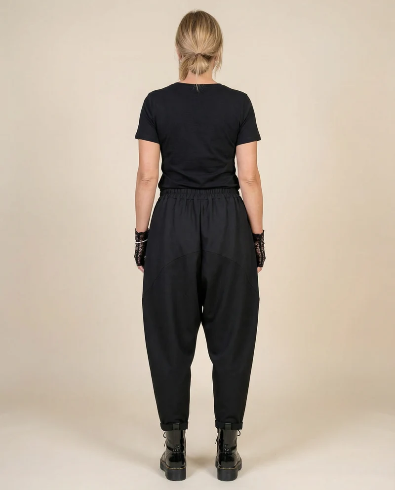 Street Style Black Harem Trousers with Relaxed Fit and Modern Edge