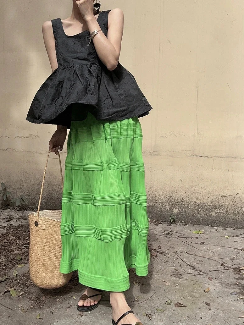 Pleated Pattern Green Skirt