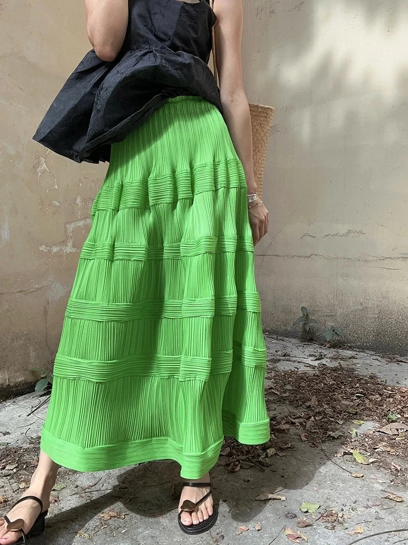 Pleated Pattern Green Skirt