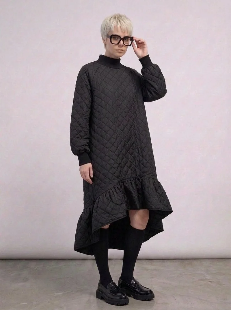 Quilted Winter Dress with Turtleneck and Knitted Cuffs - Warm and Stylish Mid-Calf Design