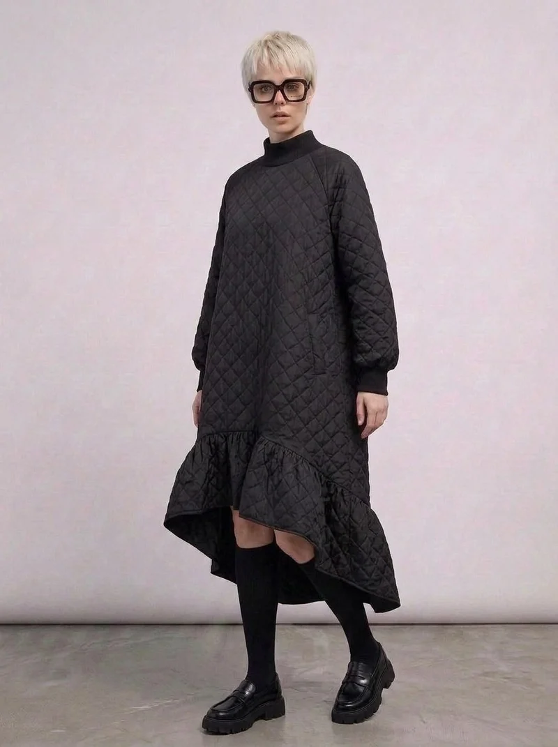 Quilted Winter Dress with Turtleneck and Knitted Cuffs - Warm and Stylish Mid-Calf Design