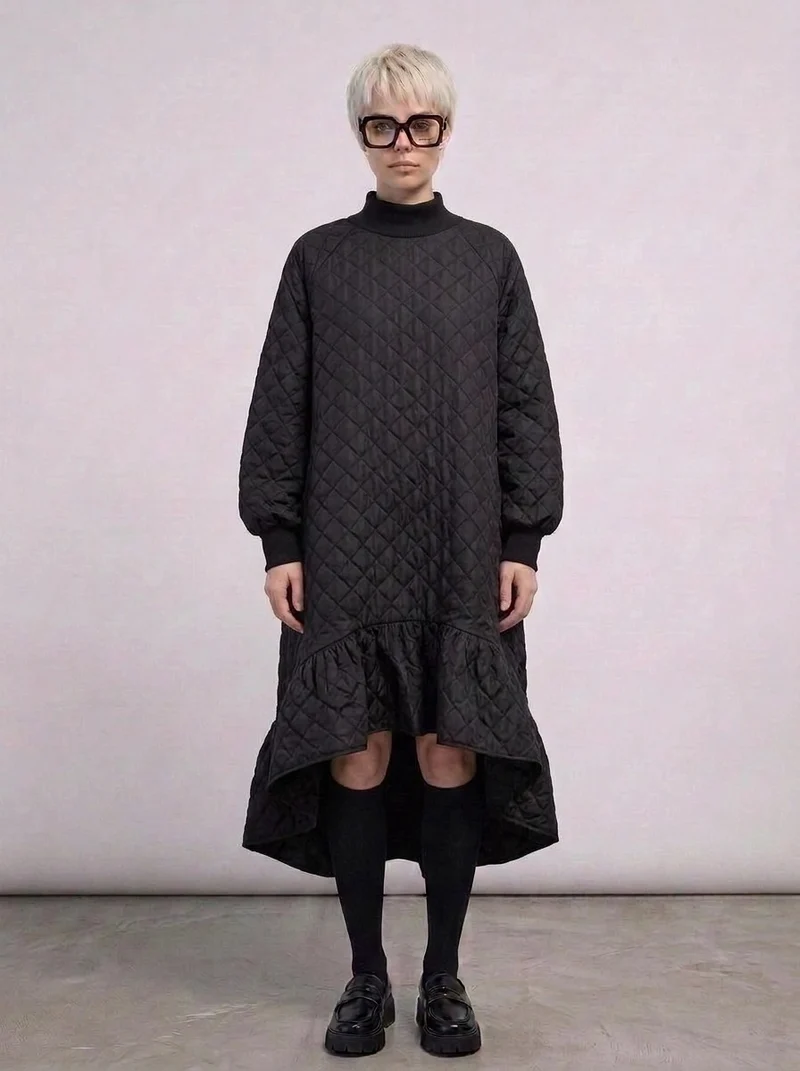 Quilted Winter Dress with Turtleneck and Knitted Cuffs - Warm and Stylish Mid-Calf Design