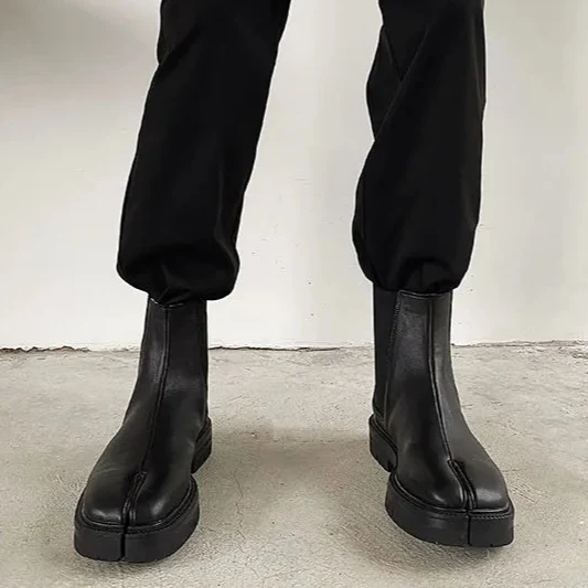 Unisex Black Split-Toe Chelsea Boots - Minimalist Ankle Boots