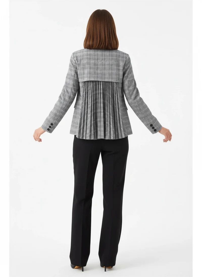 Miss Office Punk – Pleated Back Blazer
