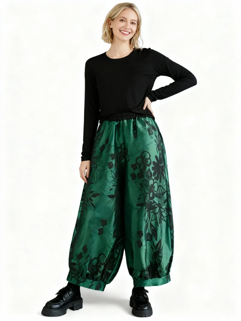 Re-launch Elegant Floral Lantern Pants in Green with Pocket Detail – Relaxed Fit for Modern Style