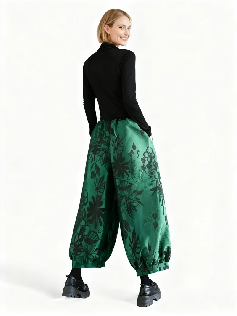 Re-launch Elegant Floral Lantern Pants in Green with Pocket Detail – Relaxed Fit for Modern Style
