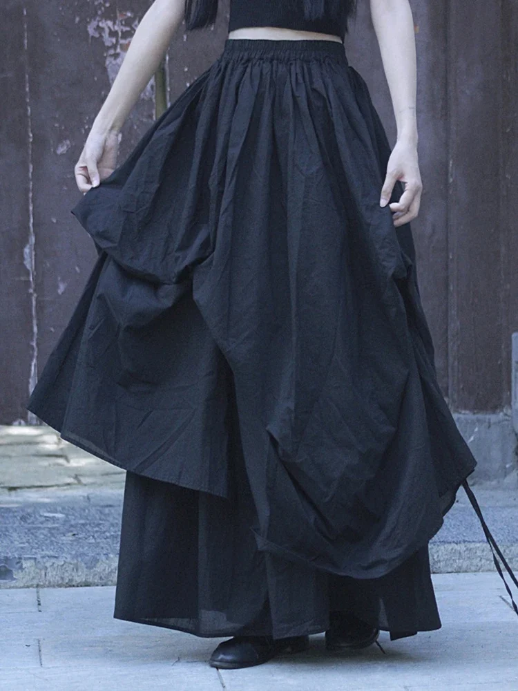 Layered Gothic Skirt – Black / White
